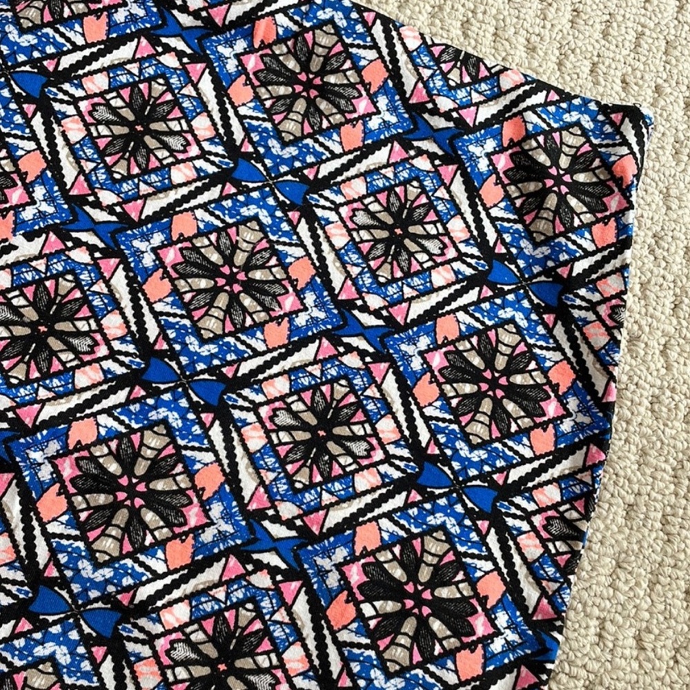 New Look Pattern Mini Skirt - Picture 3 of 6